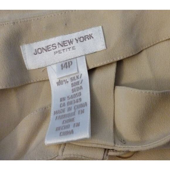 Vintage Silk Peplum waist top Size 14P Jones New York - Picture 4 of 4